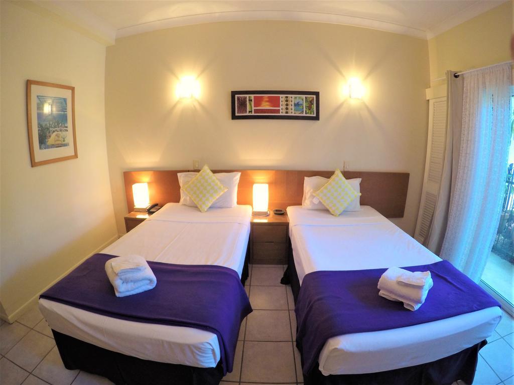 Crystal Garden Resort & Restaurant Κερνς Εξωτερικό φωτογραφία