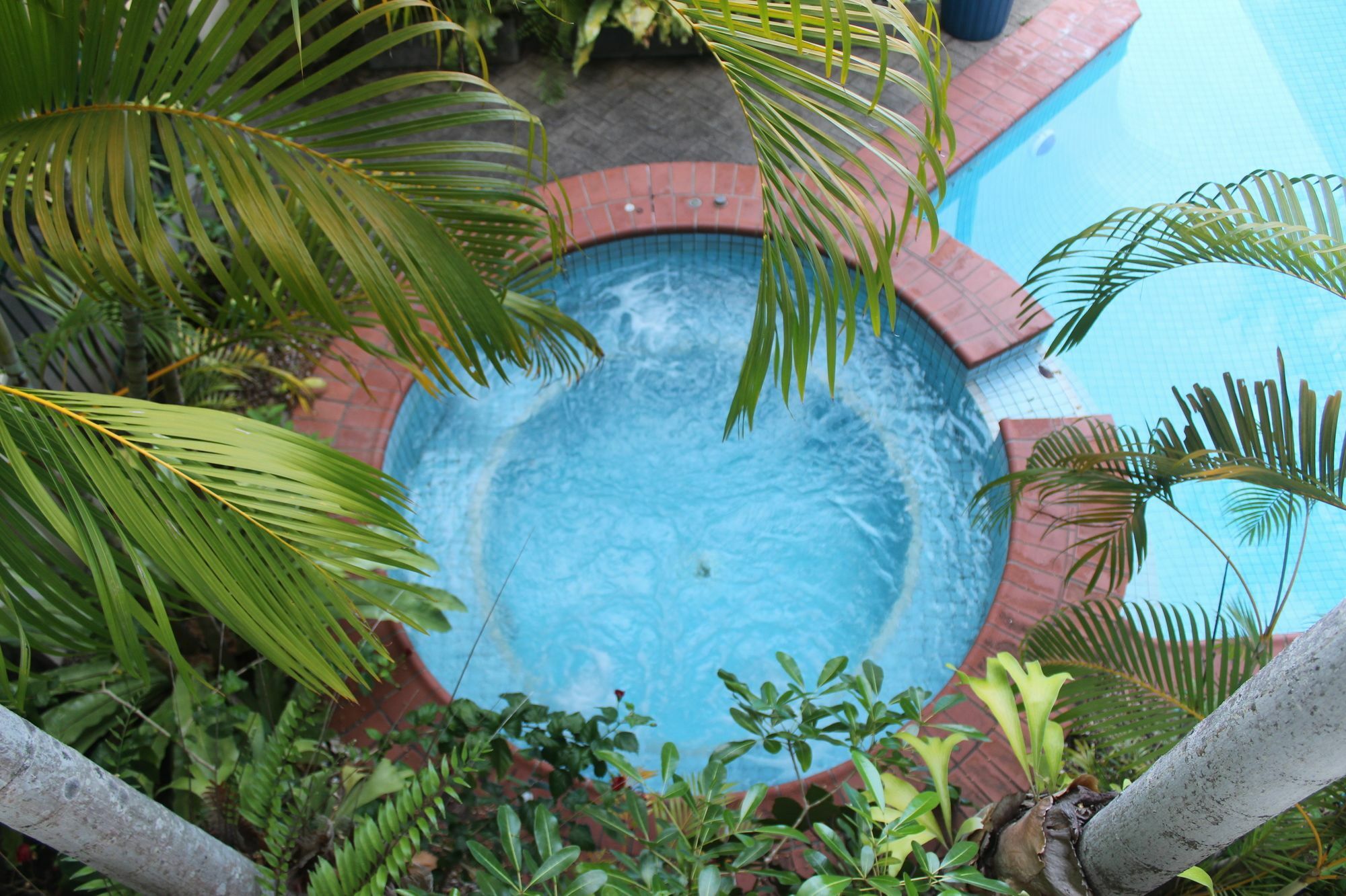 Crystal Garden Resort & Restaurant Κερνς Εξωτερικό φωτογραφία